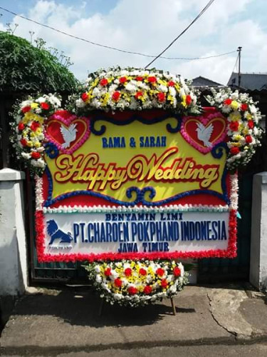 Karangan Bunga Pernikahan  di Natuna